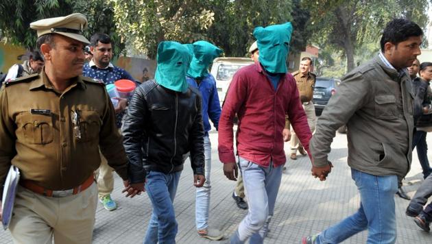 Three arrested members of the Ashok Rathi Gang gang who were involved in the Harsih Bakery ransom case. (HT File) Three arrested members of the Ashok Rathi Gang gang who were involved in the Harsih Bakery ransom case. (HT File)