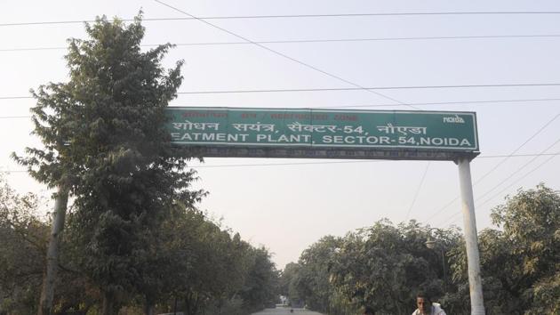 The authority is ready to provide 200 MLD waste water to NTPC. (Sunil Ghosh/HT Photo) The authority is ready to provide 200 MLD waste water to NTPC. (Sunil Ghosh/HT Photo)