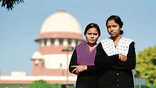 Suneeta and Munni Pottam outside the Supreme Court in New Delhi. (Raj K Raj / HT Photo)