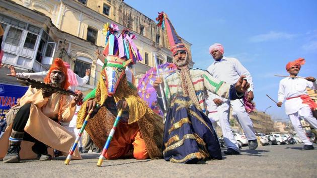 Artists perform a traditional folk dance during Lohri celebrations in Jammu. (PTI) Artists perform a traditional folk dance during Lohri celebrations in Jammu. (PTI)