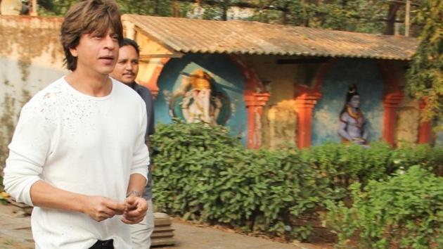 Shah Rukh Khan threw a party for his close friend Kajal Anand at his house. (IANS) Shah Rukh Khan threw a party for his close friend Kajal Anand at his house. (IANS)