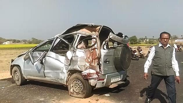 Five of the passengers were killed on the spot, while one died during treatment at a hospital in Bharatpur. (HT PHOTO) Five of the passengers were killed on the spot, while one died during treatment at a hospital in Bharatpur. (HT PHOTO)