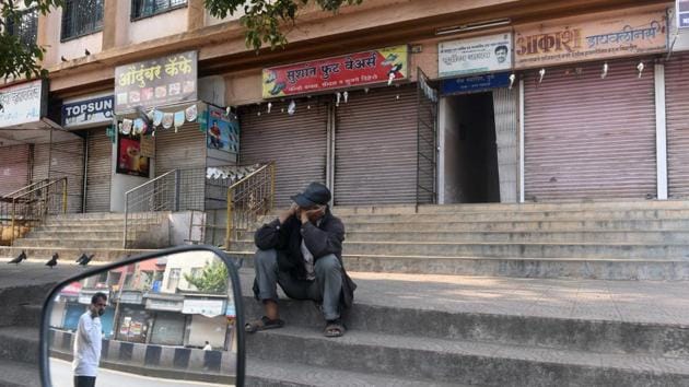 Following the Maharashtra bandh, most of the shops at Warje remained shut on January 3. (Pratham Gokhale/HT Photo) 