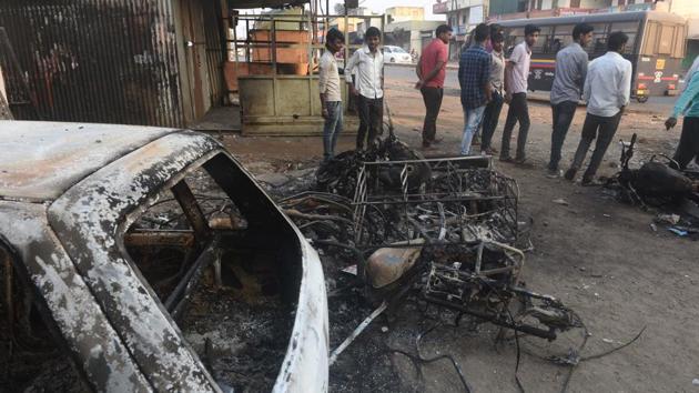Vehicles that were torched during the Bhima Koregaon violence on January 2. (Pratham Gokhale/HT Photo) 