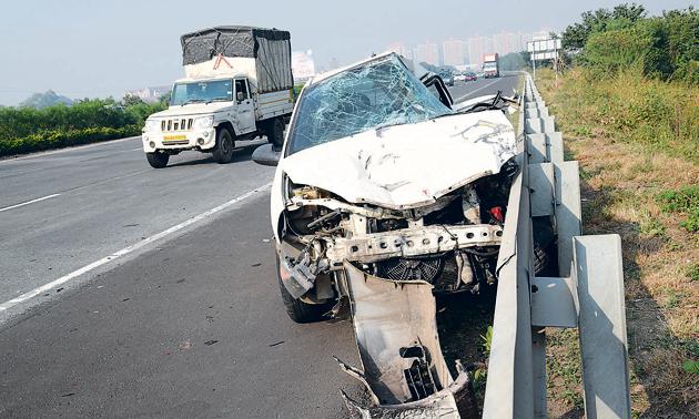 Government of Maharashtra has implemented the Maharashtra Emergency Medical Services (MEMS) which is ' Dial Toll Free 108 services' in the state since 2014. (HT File Photo) Government of Maharashtra has implemented the Maharashtra Emergency Medical Services (MEMS) which is ' Dial Toll Free 108 services' in the state since 2014. (HT File Photo)