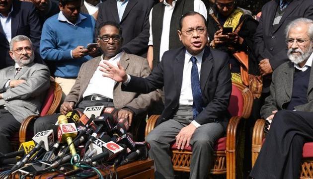 Supreme Court judges ( L-R ) Kurian Joseph, J Chelameswar, Ranjan Gogoi and MB Lokur addressed the media in New Delhi on Friday, January 12. (Arvind Yadav/HT Photo) Supreme Court judges ( L-R ) Kurian Joseph, J Chelameswar, Ranjan Gogoi and MB Lokur addressed the media in New Delhi on Friday, January 12. (Arvind Yadav/HT Photo)