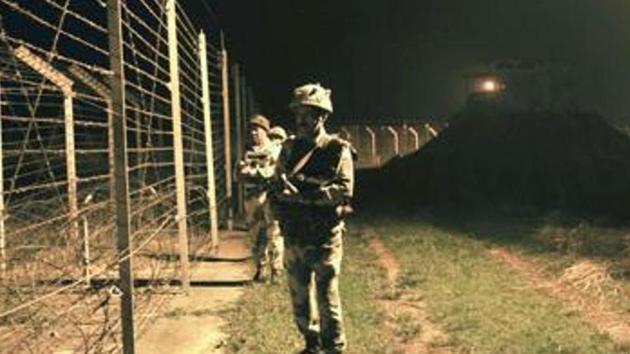 Border Security Force patrolling the India-Pakistan International Border at the outpost of Akhnoor sector. (HT File Photo) Border Security Force patrolling the India-Pakistan International Border at the outpost of Akhnoor sector. (HT File Photo)