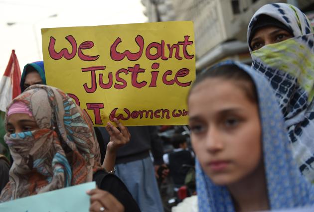 Women protest in Karachi after a seven-year-old girl was raped and murdered in Kasur town, near the border with India. (AFP) Women protest in Karachi after a seven-year-old girl was raped and murdered in Kasur town, near the border with India. (AFP)