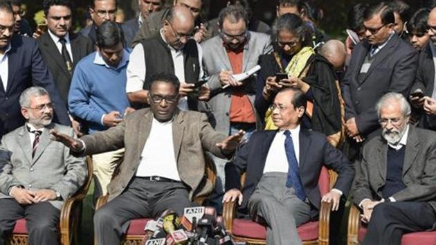 Supreme Court judge J Chelameswar along with Justice Ranjan Gogoi, Madan Lokur and Kurian Joseph during a press conference in New Delhi on Friday.(PTI File Photo) Supreme Court judge J Chelameswar along with Justice Ranjan Gogoi, Madan Lokur and Kurian Joseph during a press conference in New Delhi on Friday.(PTI File Photo)
