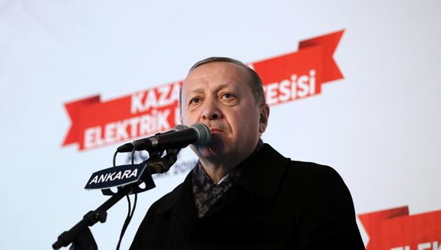 Turkish President Tayyip Erdogan speaks during an opening ceremony in Sincan near Ankara, Turkey, January 15, 2018. (REUTERS Photo) Turkish President Tayyip Erdogan speaks during an opening ceremony in Sincan near Ankara, Turkey, January 15, 2018. (REUTERS Photo)