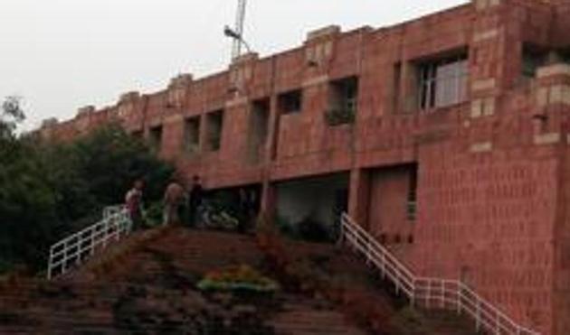 For the first time since its inception, Jawaharlal Nehru University (JNU) has made 75% attendance compulsory for students of all courses in the new semester; a move that has been met with dissatisfaction from the student body as well as a section of the faculty (Sonu Mehta/Hindustan Times) For the first time since its inception, Jawaharlal Nehru University (JNU) has made 75% attendance compulsory for students of all courses in the new semester; a move that has been met with dissatisfaction from the student body as well as a section of the faculty (Sonu Mehta/Hindustan Times)