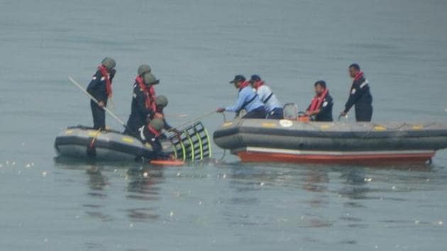 The search operations on after the crash.(HT FILE)