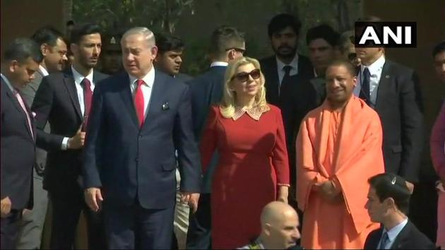 Israeli Prime Minister Benjamin Netanyahu along with his wife Sara in Agra.(ANI Photo)
