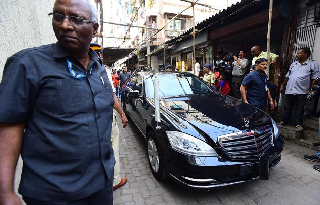 Rehearsals underway for Israeli Prime Minister Benjamin Netanyahu’s visit to Nariman House in Mumbai. Moshe and Netanyahu are expected to unveil a memorial for 26/11 victims on January 18.  (Vijayanand Gupta/HT) 