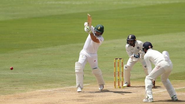 Resuming the day at 90/2, Dean Elgar and AB de Villiers batted sensibly and punished almost all loose balls.  (BCCI ) 