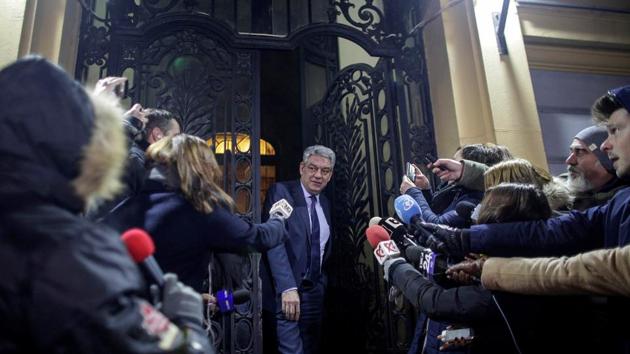 Romania's Prime Minister Mihai Tudose leaves a meeting of the Social Democrat Party (PSD) in Bucharest, Romania, January 15, 2018. (REUTERS Photo) Romania's Prime Minister Mihai Tudose leaves a meeting of the Social Democrat Party (PSD) in Bucharest, Romania, January 15, 2018. (REUTERS Photo)