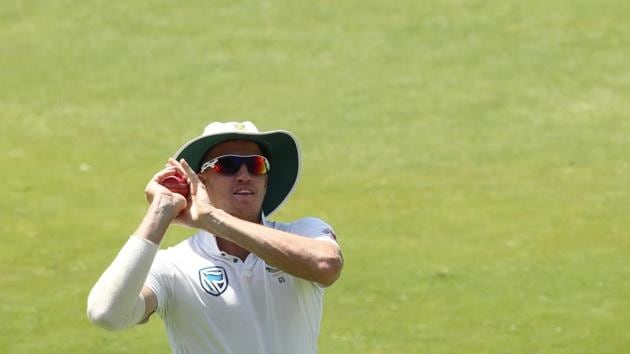 Morne Morkel then took a blinder at fine leg to get rid of Parthiv Patel, who scored 19.  (BCCI ) 
