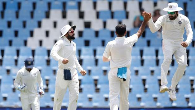 Indian cricket team bowler Mohammed Shami (centre) celebrates the dismissal of South Africa cricket team’s Quinton de Kock (not pictured) during the fourth day of the second Test at Supersport cricket ground in Centurion on Tuesday.(AFP)