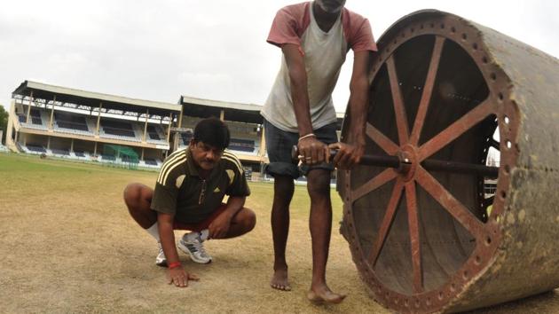 Shiv Kumar Yadav has prepared pitch for two dozen international cricket matches. (HT Sports) Shiv Kumar Yadav has prepared pitch for two dozen international cricket matches. (HT Sports)