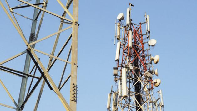 Telecom towers in Faridabad.(File Photo) Telecom towers in Faridabad.(File Photo)