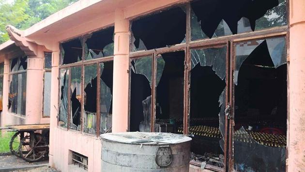 Broken windows at the Bodh Gaya Buddhist temple complex after low intensity blasts took place on July 7, 2013 (AFP File Photo) Broken windows at the Bodh Gaya Buddhist temple complex after low intensity blasts took place on July 7, 2013 (AFP File Photo)