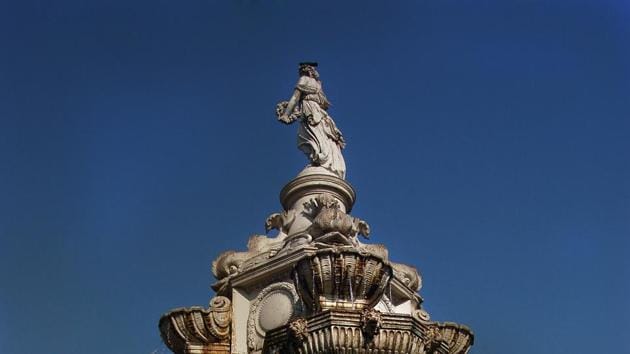 In December last year, BMC floated tenders for the seventh time for the second phase of the restoration, which includes beautification of the area around flora fountain. (HT File)