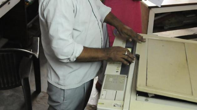 A bunch of maps related to the Army were found in a photocopy shop in Bareilly. (HT File Photo/For Representation Only) A bunch of maps related to the Army were found in a photocopy shop in Bareilly. (HT File Photo/For Representation Only)