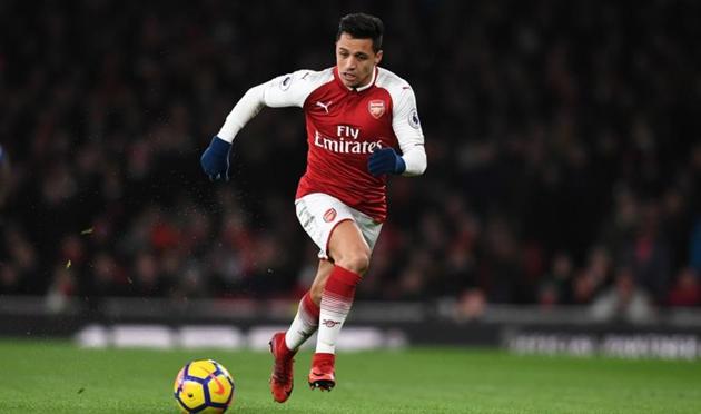 Alexis Sanchez is set to move from Arsenal to Manchester United, with Henrikh Mkhitaryan moving the other direction.(REUTERS)