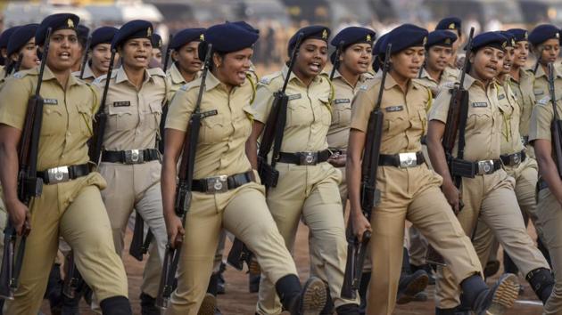 Women police personnel from across Maharashtra rehearsal for the Republic Day parade at Shivaji Park ground on January 22, 2018. (Kunal Patil / HT Photo) Women police personnel from across Maharashtra rehearsal for the Republic Day parade at Shivaji Park ground on January 22, 2018. (Kunal Patil / HT Photo)