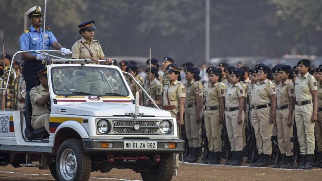 The previous Congress-NCP government had shifted the parade to Marine Drive in 2014, wanting to make it a celebration on the lines of the one at Rajpath, New Delhi. A year later, it was brought back to Shivaji Park. (Kunal Patil / HT Photo) The previous Congress-NCP government had shifted the parade to Marine Drive in 2014, wanting to make it a celebration on the lines of the one at Rajpath, New Delhi. A year later, it was brought back to Shivaji Park. (Kunal Patil / HT Photo)