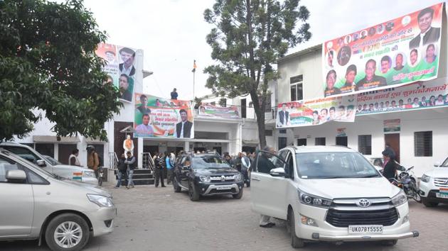 Congress workers are working to identify youngsters who will be casting their vote for the first time in the upcoming civic polls.(HT Photo)