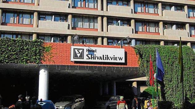 The policy states that even Punjab Civil Services (PCS) and Haryana Civil Services (HCS) officers deputed in Chandigarh will get 30% discount. (HT File) The policy states that even Punjab Civil Services (PCS) and Haryana Civil Services (HCS) officers deputed in Chandigarh will get 30% discount. (HT File)