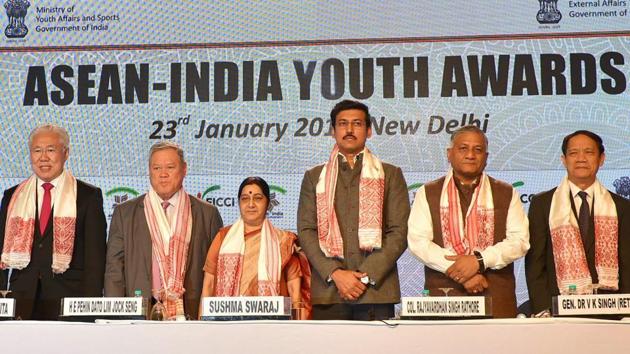 External affairs minister Sushma Swaraj with MoS for external affairs VK Singh, sports minister Rajyavardhan Singh Rathore and ASEAN delegates at ASEAN-India Youth Awards in New Delhi on January 23.(PTI Photo) External affairs minister Sushma Swaraj with MoS for external affairs VK Singh, sports minister Rajyavardhan Singh Rathore and ASEAN delegates at ASEAN-India Youth Awards in New Delhi on January 23.(PTI Photo)