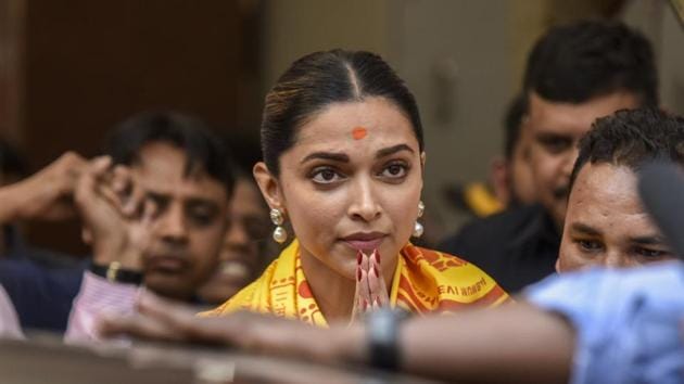 Deepika Padukone comes out of the Siddhivinayak temple.(Kunal Patil/HT Photo)