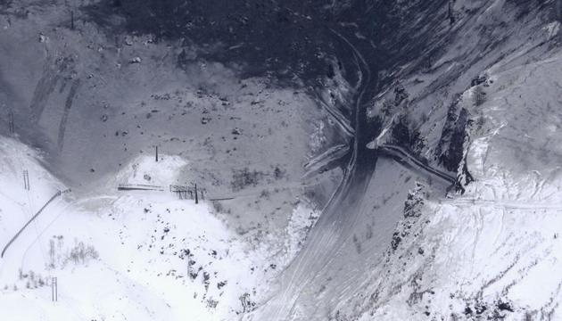 Volcanic ashes cover the slopes of a ski resort in Kusatsu, Gunma prefecture, central Japan, after Mount Kusatsu-Shirane erupted Tuesday, Jan. 23, 2018. (AP) Volcanic ashes cover the slopes of a ski resort in Kusatsu, Gunma prefecture, central Japan, after Mount Kusatsu-Shirane erupted Tuesday, Jan. 23, 2018. (AP)