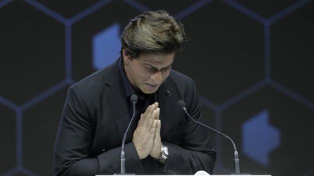 Indian actor Shah Rukh Khan after receiving a Crystal Award during a ceremony on the eve of annual meeting of the World Economic Forum in Davos, Switzerland.(AP)