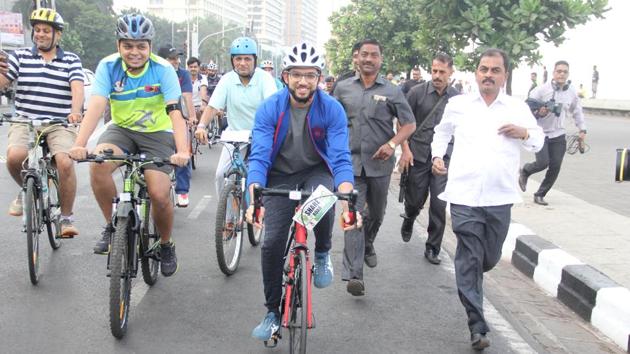Shiv Sena leader Aaditya Thackeray (in blue shirt) inaugurates a cycling track in Mumbai on December 3, 2017. (Bhushan Koyande/ HT file photo) Shiv Sena leader Aaditya Thackeray (in blue shirt) inaugurates a cycling track in Mumbai on December 3, 2017. (Bhushan Koyande/ HT file photo)