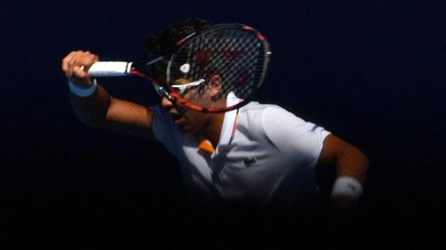 South Korea's Chung Hyeon hits a return against Tennys Sandgren of the US during their men's singles quarterfinalmatch on day 10 of the Australian Open tennis tournament in Melbourne on Wednesday. (AFP) South Korea's Chung Hyeon hits a return against Tennys Sandgren of the US during their men's singles quarterfinalmatch on day 10 of the Australian Open tennis tournament in Melbourne on Wednesday. (AFP)