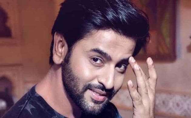 Shashank Vyas and other popular television actors reveal the names of their favourite patriotic films. Shashank Vyas and other popular television actors reveal the names of their favourite patriotic films.