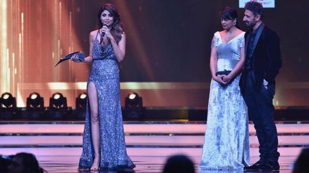 Shilpa Shetty was given the Most Stylish Author award. “Style is having to express much without saying anything,” she said in her acceptance speech. (ht photo)