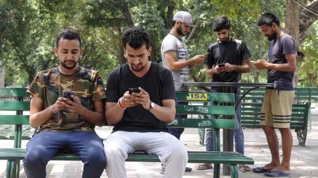 Primarily, the free Wi-Fi is now available in and around major public gardens, hospitals and near police stations in Pune.(HT REPRESENTATIVE PHOTO)