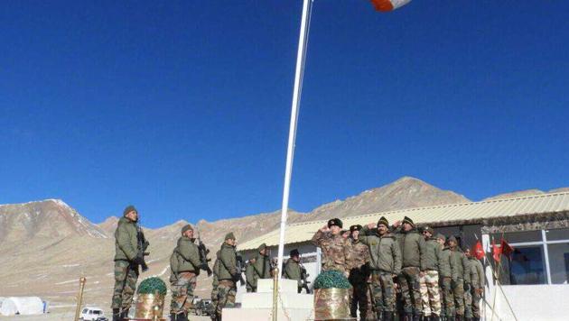 Indian and Chinese army personnel during a border personnel meeting at Indian BPM hut in Daulat Beigh Oldi (DBO) and Chushul in Ladakh region. (ANI Photo/Twitter) Indian and Chinese army personnel during a border personnel meeting at Indian BPM hut in Daulat Beigh Oldi (DBO) and Chushul in Ladakh region. (ANI Photo/Twitter)
