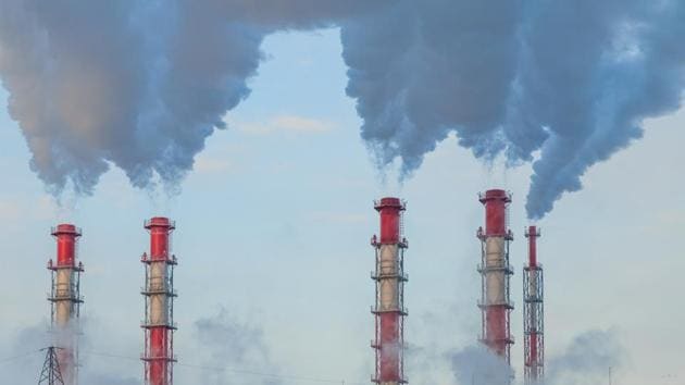 According to experts from Boston University in Massachusetts, U.S., the negative health effects from air pollution exposure are infertility, metabolic syndrome and polycystic ovary syndrome. (Shutterstock) According to experts from Boston University in Massachusetts, U.S., the negative health effects from air pollution exposure are infertility, metabolic syndrome and polycystic ovary syndrome. (Shutterstock)