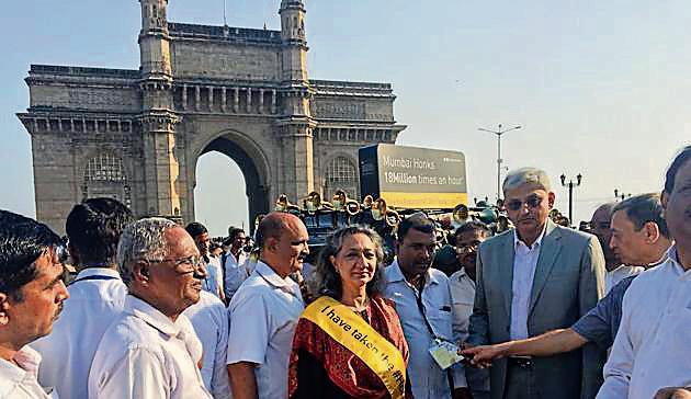 Sumaira Abdulali, founder of Awaaz foundation, and Manoj Saunik, principal secretary of the state transport department, at the Gateway of India on Saturday. (HT photo) Sumaira Abdulali, founder of Awaaz foundation, and Manoj Saunik, principal secretary of the state transport department, at the Gateway of India on Saturday. (HT photo)