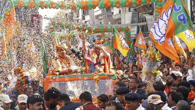 Chief minister Vasundhara Raje during the roadshow in Ajmer on Saturday.(Deepak Sharma/HT Photo.the)