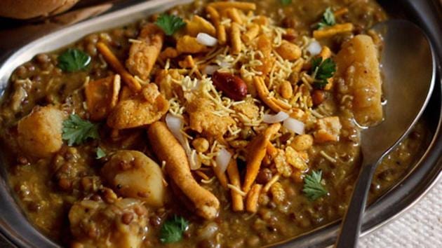 Misal is a popular Maharashtrian snacks comprising sprouts, moth beans, farsan, tomatoes, onions, boiled potatoes, lemon and coriander. (HT File Photo) Misal is a popular Maharashtrian snacks comprising sprouts, moth beans, farsan, tomatoes, onions, boiled potatoes, lemon and coriander. (HT File Photo)