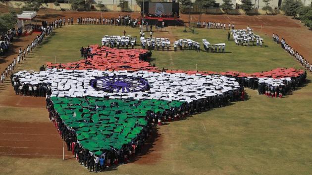 Members of the Zeal Education Society created a map of India at Narhe on January 25.  (Rahul Raut/HT PHOTO) 