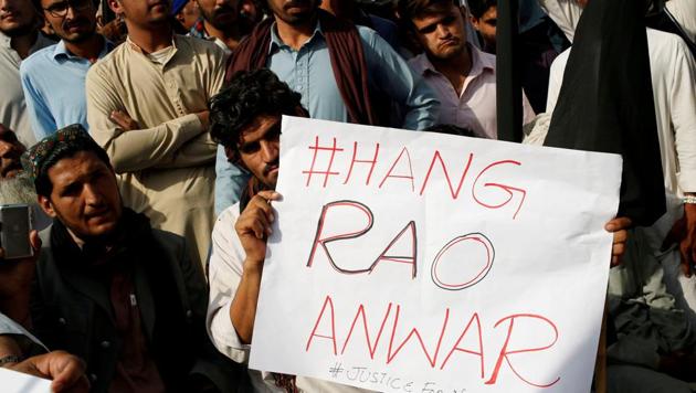 People hold sign as they gather to condemn the death of Naqibullah Mehsud, whose family said was killed by police in a so-called "encounter killing", during a grand jirga (tribal assembly or public meeting) in Karachi, Pakistan January 22, 2018. (REUTERS) People hold sign as they gather to condemn the death of Naqibullah Mehsud, whose family said was killed by police in a so-called "encounter killing", during a grand jirga (tribal assembly or public meeting) in Karachi, Pakistan January 22, 2018. (REUTERS)
