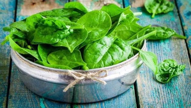 Reducing stress and increasing green leafy vegetable consumption may be a novel way to reduce the rates of brain bleeds.(Shutterstock)