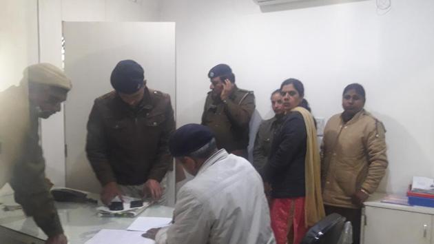 Police at the crime spot in Panipat on Monday. (HT PHOTO) Police at the crime spot in Panipat on Monday. (HT PHOTO)
